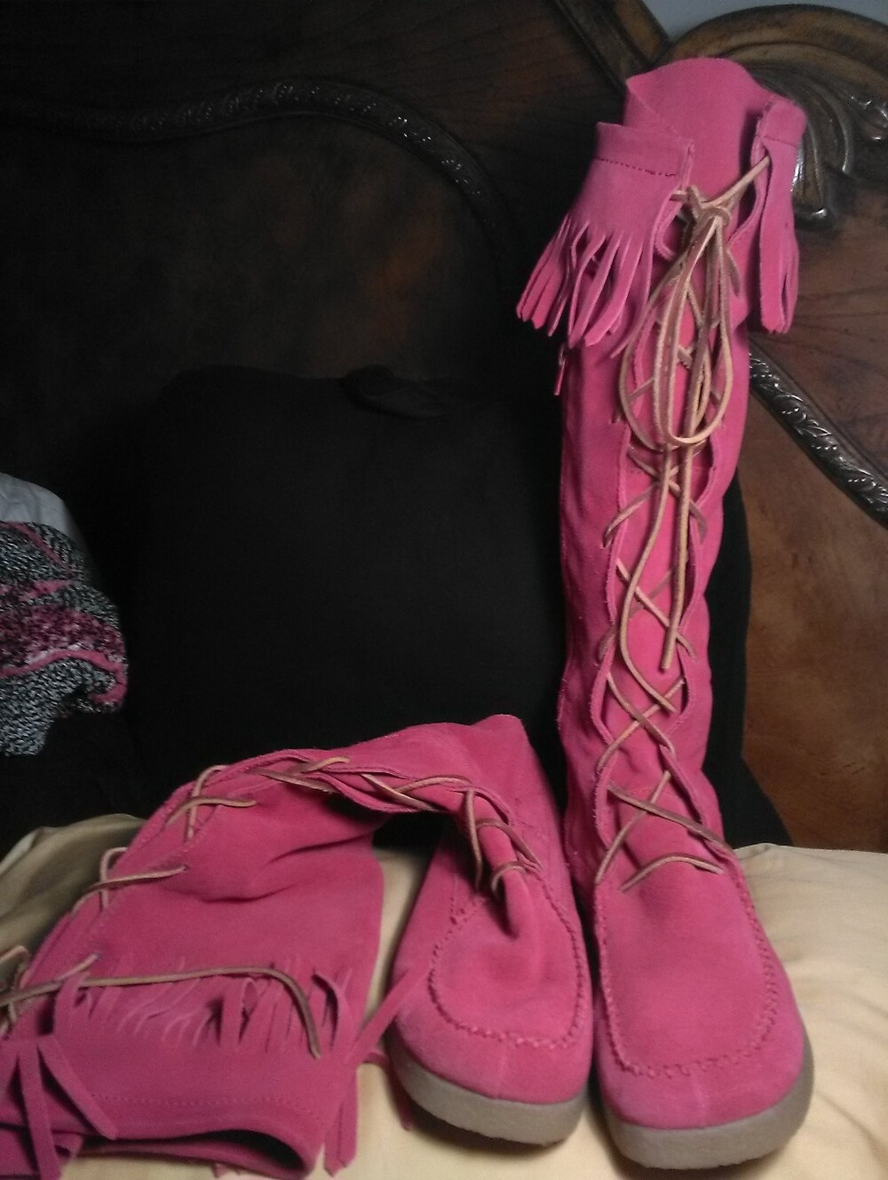 WORN 1X dELiA*s (DOLLS KILL) LEATHER SUEDE Pink Fringe Lace-Up Knee-High Boots 9